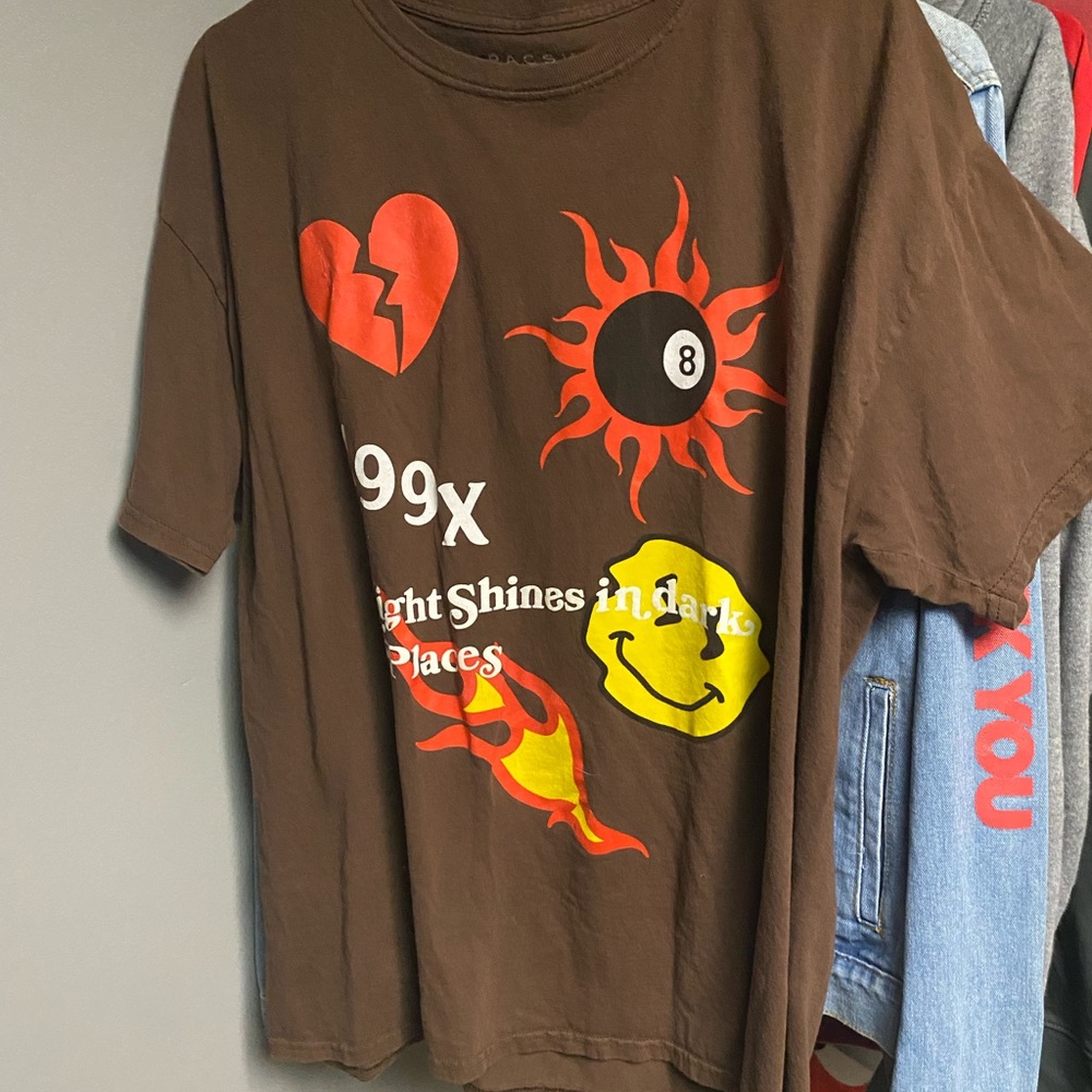 L Pacsun Tee. Brand like new. Worn 1-2.